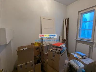 Unirii apartament 7 camere,suprafata utila 198 mp,stare bună - foto 12