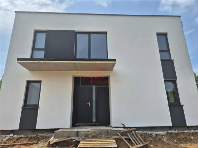 Casa individuala de vanzare, 5 camere. Luna de Sus, Cluj - Luna de Sus