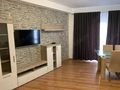 3 camere Tractorul - Brasov