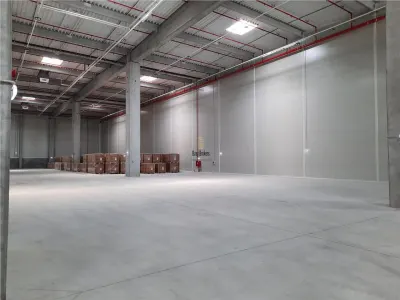 Spatiu Industrial - 8200 mp - Logistica - Depozitare - Distributie - foto 11