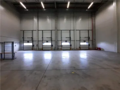 Spatiu Industrial - 5500 mp - Logistica - Productie - Depozitare - foto 6