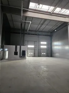 Spatiu Industrial - 900 mp - Productie - Depozitare - foto 13