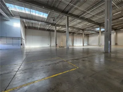 Spatiu Industrial - 4300 mp - Logistica - Productie - Depozitare - Distributie - foto 16