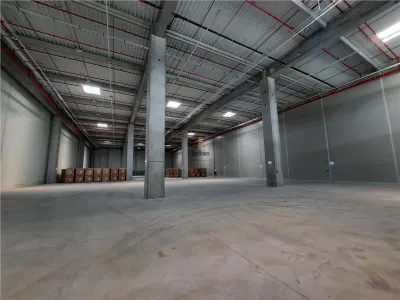 Spatiu Industrial - 1500 mp - Logistica - Depozitare - Distributie - foto 4