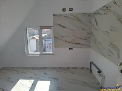 Apartament in casa, de inchiriat, rezidential/ spatiu birouri, Ghimbav-Centru - Ghimbav