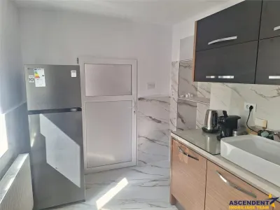 Apartament in casa, de inchiriat, rezidential/ spatiu birouri, Ghimbav-Centru - foto 2