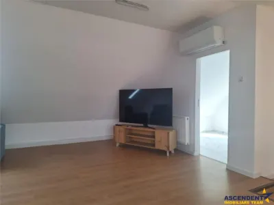 Apartament in casa, de inchiriat, rezidential/ spatiu birouri, Ghimbav-Centru - foto 13