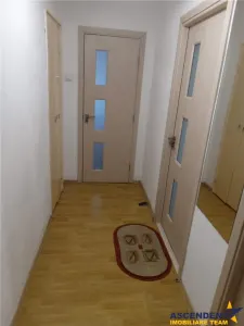 Apartament 3 camere, mobilat, spatios, boxa, loc parcare, Grivitei, Brasov - foto 3