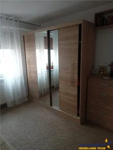 Apartament 3 camere, mobilat, spatios, boxa, loc parcare, Grivitei, Brasov - foto 4