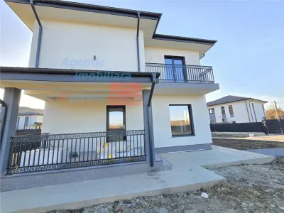 Casa noua, finalizata, intabulata, la iesire din Letcani - foto 2