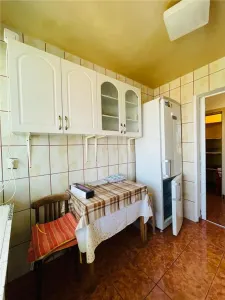 VANZARE APARTAMENT 2 CAMERE CENTRALA PROPRIE BLOC REABILITAT  ZONA GARA DE NORD SECTOR 1 - foto 5