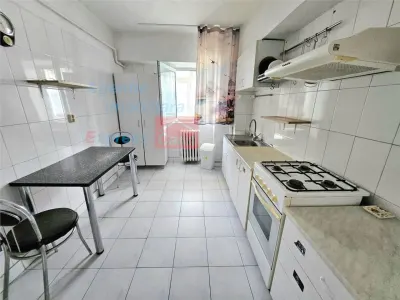 Apartament 3 camere, etaj 1, Pacurari Petru Poni - foto 7