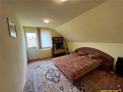 Sarmul traditiei imbinat cu confortul modern: Rezidenta de exceptie, Central, Tarlungeni, Brasov - foto 16