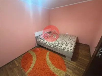 Casa 3 camere cu terasa, renovata, cartierul Nou, zona linistita - foto 4