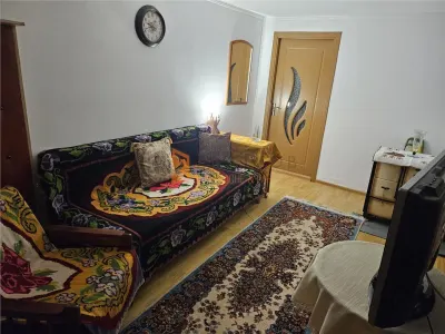 Casa tip parter + beci si teren in Candesti, Vernesti - foto 13