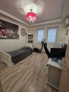 vanzare apartament 4 camere | Bd Ferdinand | bloc 2012 | etaj 1 | mobilat si utilat | 95mp utili | - foto 4