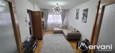 Apartamnet cu 2 cmere de vanzare in Campina - foto 3