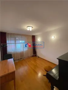 Inchiriere apartament 3 camere bloc tip vila in Andrei Muresanu- zona strazii Alverna - foto 13