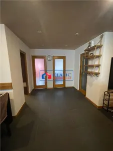 Inchiriere apartament 3 camere bloc tip vila in Andrei Muresanu- zona strazii Alverna - foto 7