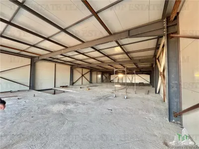 Spatiu Comercial Premium de Inchiriat in Stefanesti - Ilfov / Cladire Clasa A P+2, 1026 mp, Fatada de Sticla, Acces pe 2 Strazi - foto 4