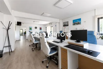 Showroom si Spatii Birouri, zona 1 Mai, langa Metrou Grivita - foto 11
