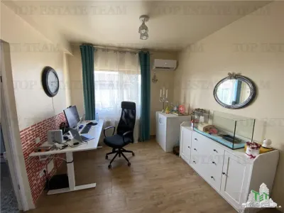 Vila spatioasa cu 3 apartamente in Fundeni Dobroiesti - foto 13