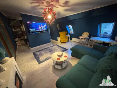 Vila spatioasa cu 3 apartamente in Fundeni Dobroiesti - foto 21