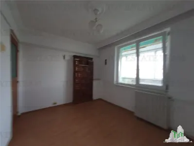 Duplex 5 camere cu intrari separate la mare  Mangalia Saturn - foto 12