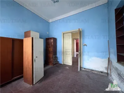 Casa cu farmec istoric, perfecta pentru un proiect de restaurare, zona ICIL, Constanta - foto 6