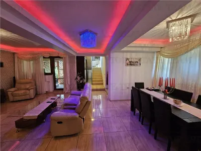 Vila lux 5 camere cu gradina superba centru Domnesti - foto 10