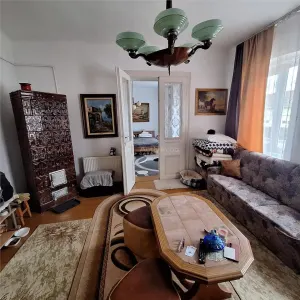 Bocsa Montana, Casa mare la strada principala - foto 22