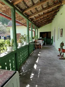 Bocsa Montana, Casa mare la strada principala - foto 9