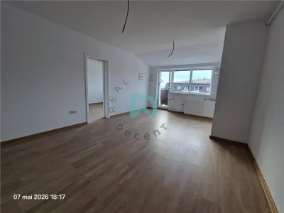 Apartament 2 camere tip studio de vanzare, Subcetate, Sanpetru, Brasov - foto 2