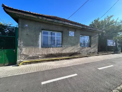 Bocsa Romana, 2 Corpuri de cladire cu Teren si garaj, la Strada Principala - foto 14