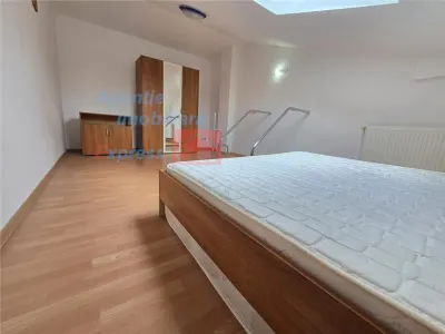 Apartament cu 2 camere, in Nicolina - foto 8