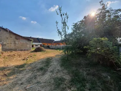 Bocsa Montana, Casa Solida + Teren, Strada Principala - foto 18