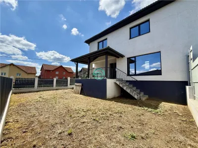 Casa cu 4 camere de vanzare tip duplex sup. 127 mp in Sancraiu de Ms - foto 8