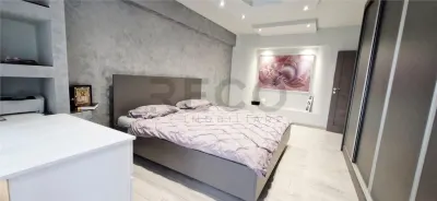 RECO Apartament 4 camere, zona Nufarul, decomandat, renovat, etaj 1 - foto 9