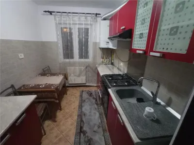 Apartament 4 camere  Podu Ros zona Bd Tutora - foto 17