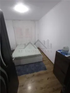 Apartament 4 camere  Podu Ros zona Bd Tutora - foto 4