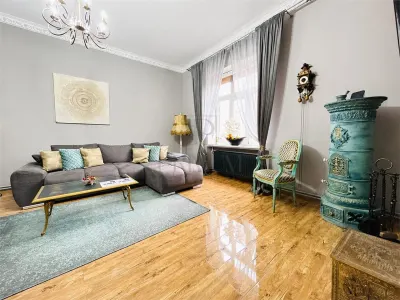 Piata Sfanta Maria, apartament 2 camere, cladire istorica - foto 9