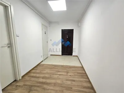 Zona Billa-str. Strapungerii Silvestru, spatiu birouri - foto 7