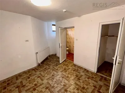 Vila de 6 camere , zona Bunloc - foto 22