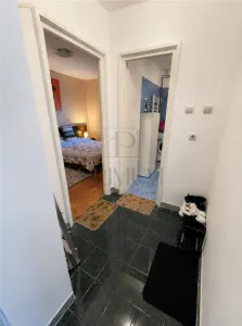 Central, apartament 2 camere, centrala proprie, etaj 2, loc parcare in curte - foto 7
