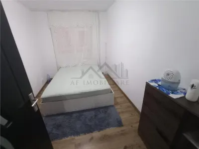 Inchiriere - Podu Ros - Apartament 4 camere - foto 15