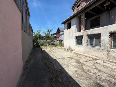Calea Martirilor, casa cu curte, teren 414 mp - foto 3