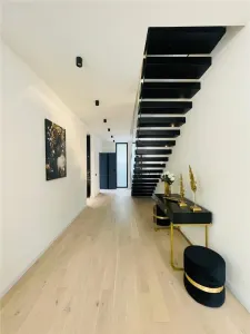 INCHIRIERE VILA 5 camere LUX cu piscina in Zona Erou  Iancu Nicolae - foto 11