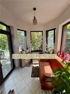 Casa 4 camere, in Ploiesti, zona ultracentrala. - foto 3