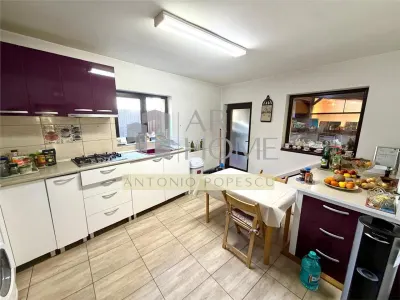 Casa 4 camere, in Ploiesti, zona ultracentrala. - foto 21
