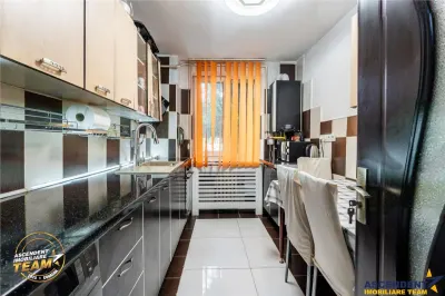 OFERTA TRANZACTIONATA! FILM & 3D ! Apartament 2 camere, echipat, balcon, areal cu atmosfera linistita,  Covasna. - foto 2